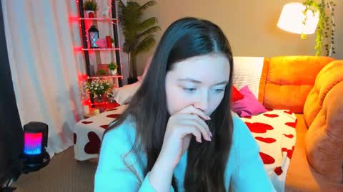 alluringeyess online show from April 7, 2026, 4:40 pm