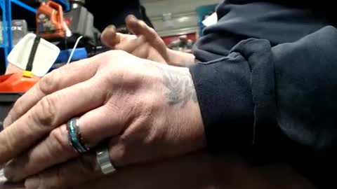 allwolf0323 online show from February 13, 2026, 5:58 am