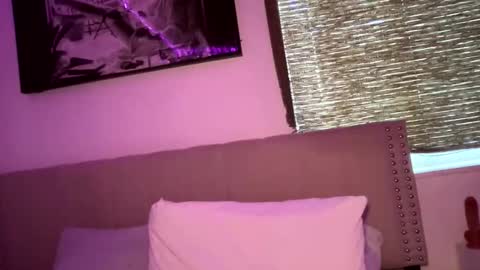 allyanalangel online show from April 16, 2026, 9:39 pm