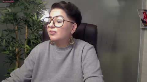         online show from February 10, 2025, 12:52 am