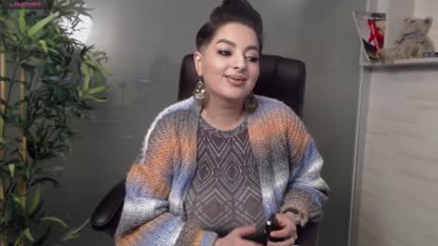         online show from February 20, 2025, 9:31 pm