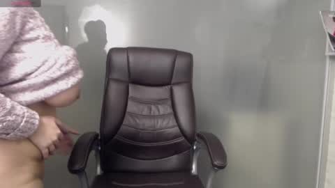         online show from February 24, 2025, 12:20 am