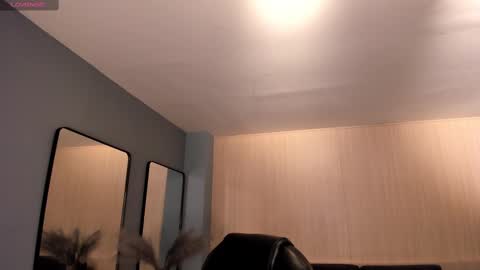 Alisson online show from February 28, 2025, 10:41 am