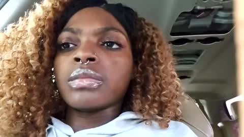 allylicious online show from January 26, 2025, 10:46 pm