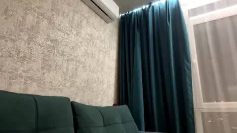 Snapshot of almetazorc chatting on September 10, 2025, 9:15 pm Arina online show from September 10, 2025, 9:15 pm