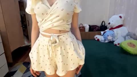 Snapshot of almetazorc chatting on November 16, 2025, 7:03 am Arina online show from November 16, 2025, 7:03 am