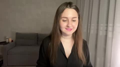 Anna online show from November 24, 2025, 7:46 pm