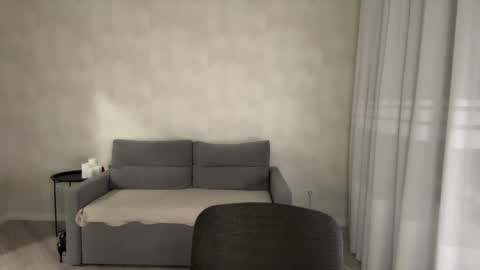 Anna online show from March 8, 2026, 10:57 pm