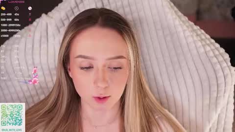 Lia online show from February 3, 2026, 7:02 am