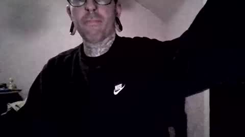 Aloe online show from November 16, 2025, 8:31 am