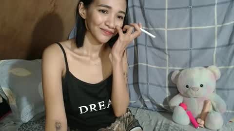 Snapshot of alondra_aleng_ereng chatting on April 12, 2026, 2:44 pm Alondra online show from April 12, 2026, 2:44 pm