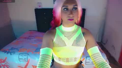 alondragill_ online show from May 13, 2026, 2:31 am