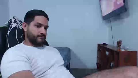 Snapshot of alonxoo chatting on September 11, 2025, 12:00 am alonxoo online show from September 11, 2025, 12:00 am