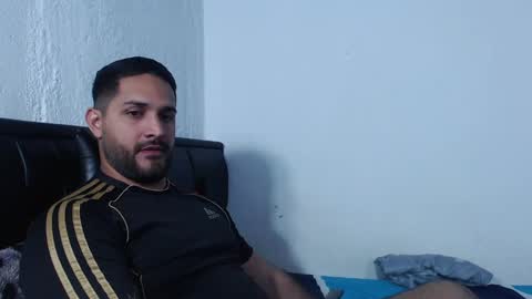 Snapshot of alonxoo chatting on October 9, 2025, 12:41 am alonxoo online show from October 9, 2025, 12:41 am