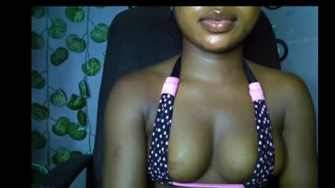 Snapshot of alosexy_bae chatting on May 18, 2026, 7:20 pm alo online show from May 18, 2026, 7:20 pm