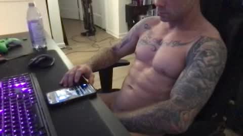 alossforaustin online show from February 7, 2025, 7:50 am