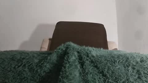 alotofcream4u online show from December 2, 2025, 5:35 am