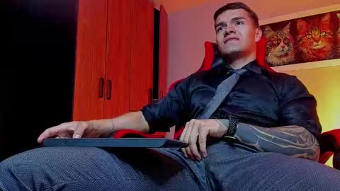 alpha_dominus_ online show from September 15, 2025, 4:12 am