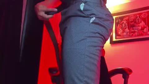 alpha_dominus_ online show from December 14, 2025, 4:29 am