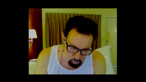 alphablue_wolf1295 online show from January 7, 2026, 10:34 pm