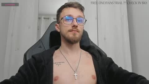 Snapshot of alphaboyfun chatting on January 6, 2025, 12:05 am Andi online show from January 6, 2025, 12:05 am