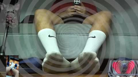 Snapshot of alphacashmaster8 chatting on May 31, 2026, 7:48 am MASTER FINDOM DRAIN... online show from May 31, 2026, 7:48 am