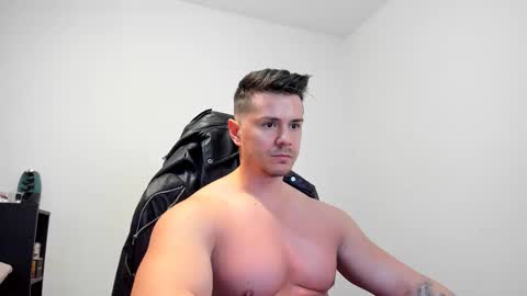 LeatherMaster online show from February 22, 2025, 6:39 am