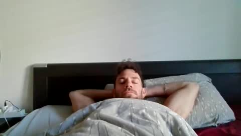 alphah_hunk online show from September 20, 2025, 6:14 am