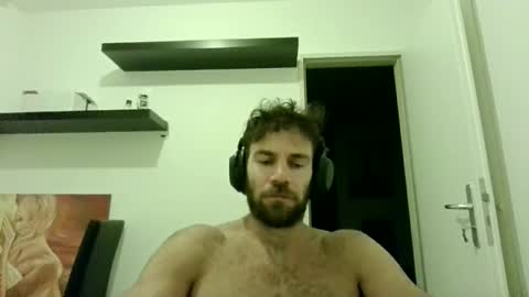 alphah_hunk online show from October 10, 2025, 6:29 pm