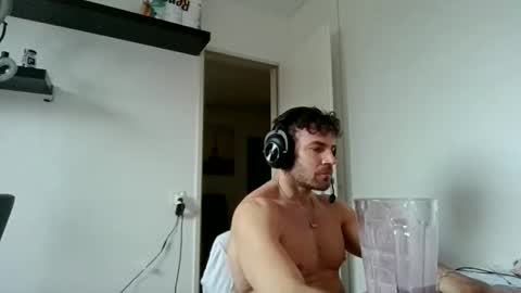 alphah_hunk online show from December 15, 2025, 11:14 am