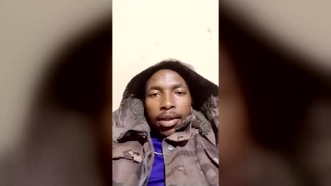 alphamale937904 online show from July 5, 2026, 11:01 pm