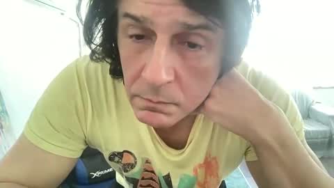 Snapshot of alphandre chatting on January 31, 2025, 9:59 am AlphAndre online show from January 31, 2025, 9:59 am