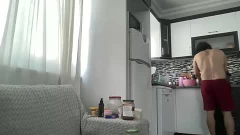 Snapshot of alphandre chatting on February 1, 2025, 12:37 pm AlphAndre online show from February 1, 2025, 12:37 pm