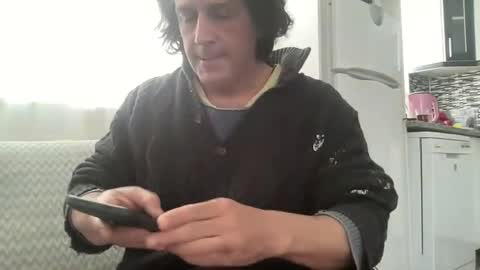 Snapshot of alphandre chatting on February 5, 2025, 10:30 am AlphAndre online show from February 5, 2025, 10:30 am