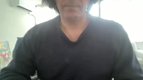 Snapshot of alphandre chatting on February 5, 2025, 1:33 pm AlphAndre online show from February 5, 2025, 1:33 pm