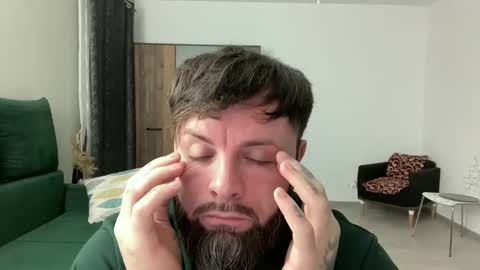 Jhonny online show from February 11, 2025, 4:01 am