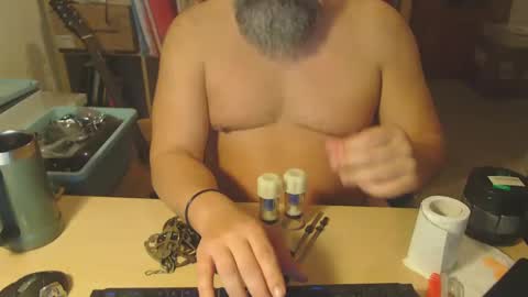 Snapshot of alpistesub chatting on December 22, 2024, 12:17 am alpistesub online show from December 22, 2024, 12:17 am