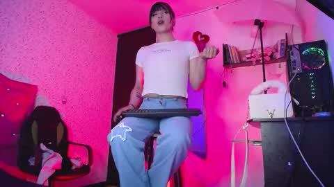 Snapshot of altair_x chatting on October 14, 2025, 9:04 pm altair_x online show from October 14, 2025, 9:04 pm