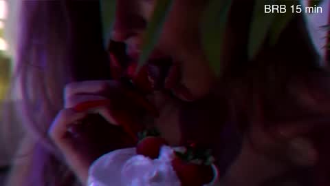 Snapshot of alvuwka chatting on February 2, 2026, 7:18 am Alvuwka online show from February 2, 2026, 7:18 am