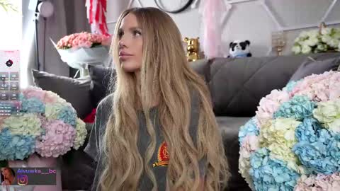 Snapshot of alvuwka chatting on February 27, 2026, 8:14 am Alvuwka online show from February 27, 2026, 8:14 am