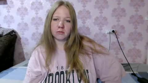 alya764770 online show from June 12, 2026, 10:41 pm