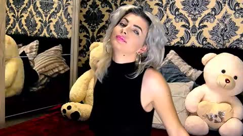 Snapshot of alyblonde chatting on December 12, 2024, 9:40 am aly online show from December 12, 2024, 9:40 am