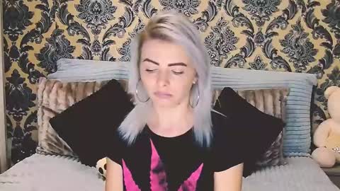 Snapshot of alyblonde chatting on February 26, 2025, 10:04 am aly online show from February 26, 2025, 10:04 am