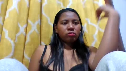 alydiah816442 online show from May 26, 2026, 2:02 pm
