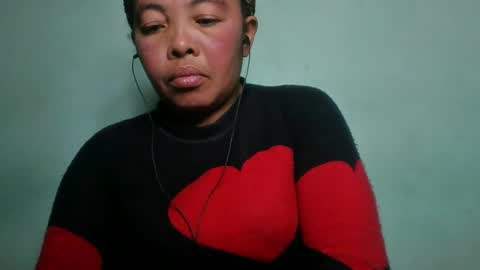 Snapshot of alypierette chatting on June 26, 2026, 7:29 pm alypierette online show from June 26, 2026, 7:29 pm