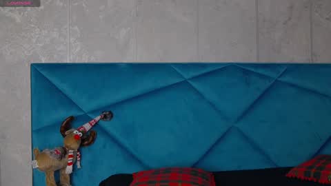 Alyse online show from February 4, 2025, 6:17 pm