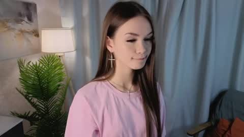 Mona online show from April 26, 2026, 4:15 pm