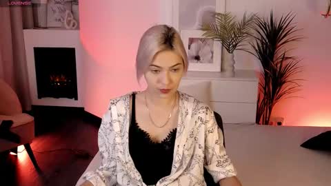 Snapshot of alysiasun chatting on September 29, 2025, 1:49 pm Alysia online show from September 29, 2025, 1:49 pm