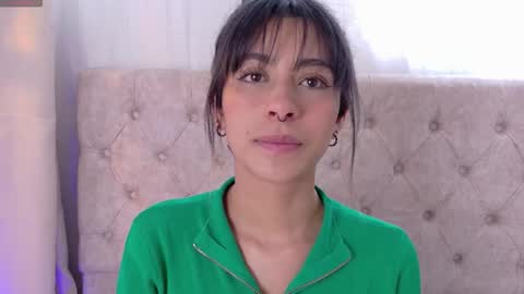 alyssa_joness online show from December 5, 2025, 2:36 pm