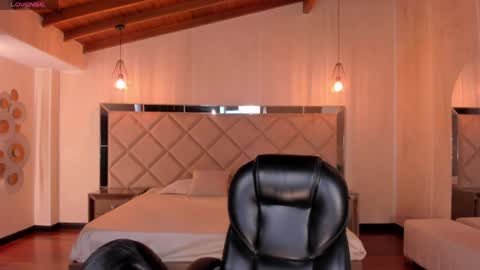 Snapshot of alyssadean_ chatting on April 4, 2026, 11:40 am Aly online show from April 4, 2026, 11:40 am